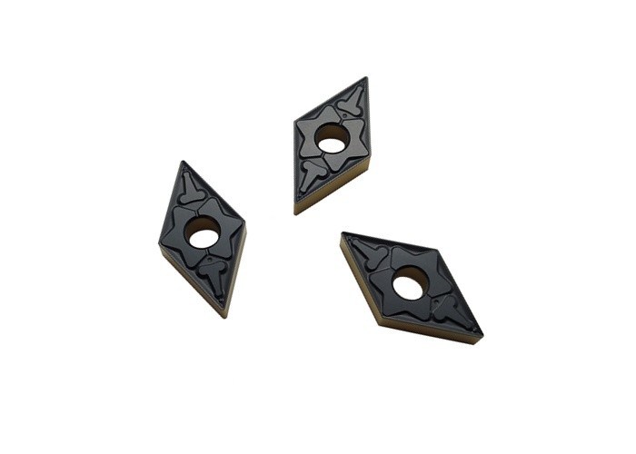 Revêtement de rotation de CVD des insertions DNMG150404-MT de commande numérique par ordinateur de double couleur