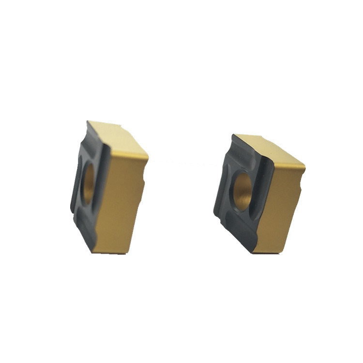 La CVD enduisant le carbure de commande numérique par ordinateur insère SNMG120408 L-M Double Color